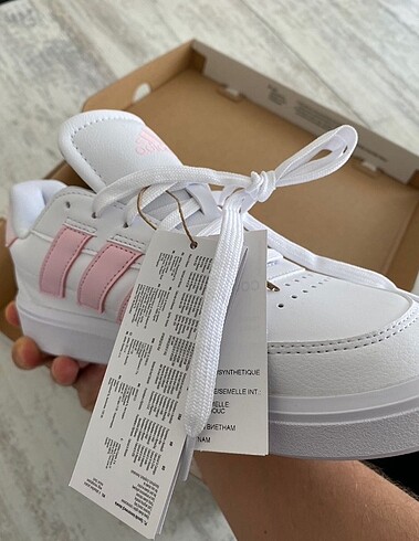 Adidas bayan spor ayakkabı ve hptwheels Mercedes