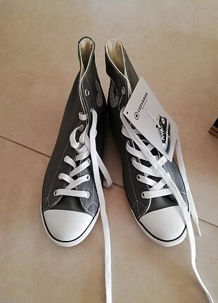 Converse Converse etiketli