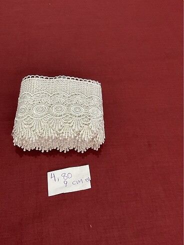 Beden beyaz Renk Temiz küpür dantel 14 metre 80 cm beyaz