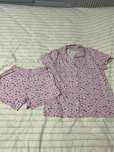 Pijama takımı