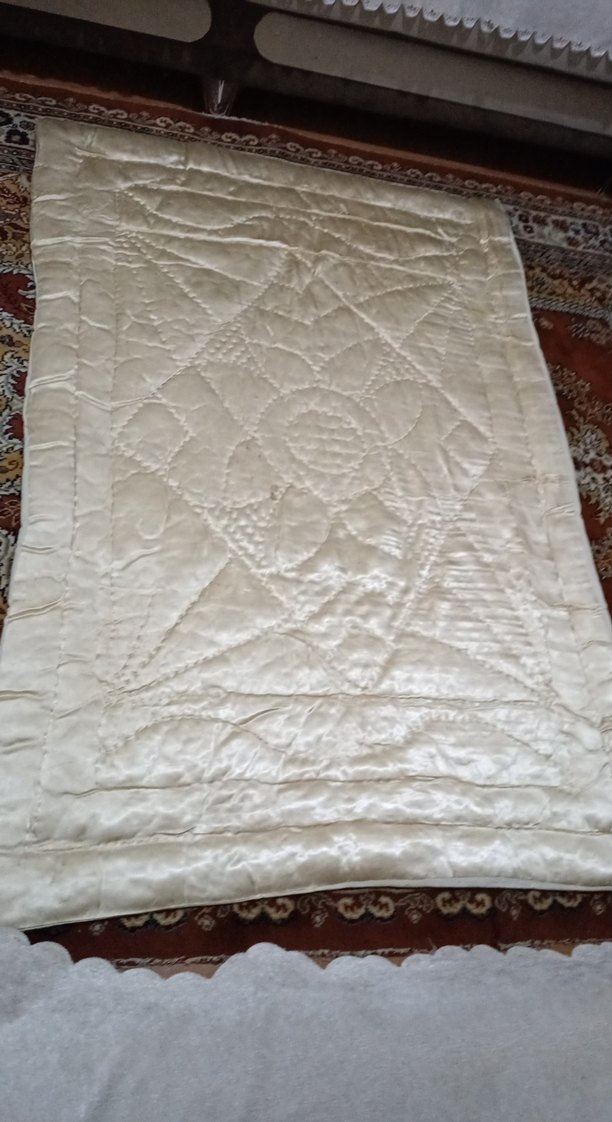 Bebek yorganı  Beyaz Düz Yatak Örtüsü - Görsel 2