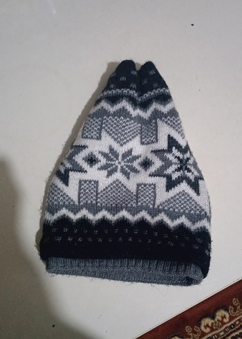 Gri Desenli Kadın Örgü Bere yeni gibi - Görsel 2