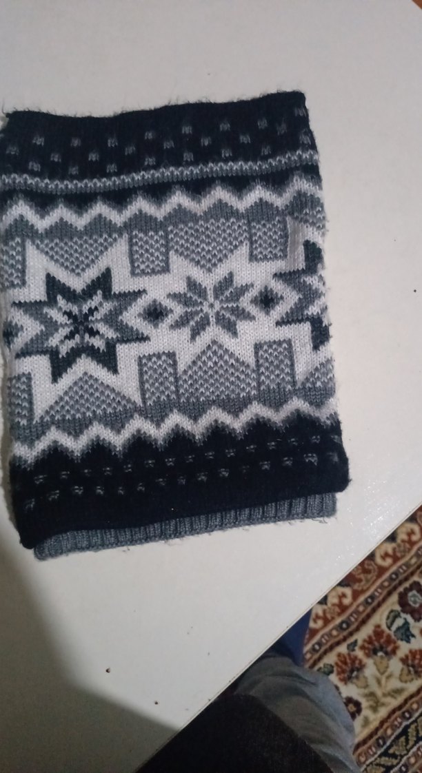 Gri Desenli Kadın Örgü Bere yeni gibi - Görsel 3