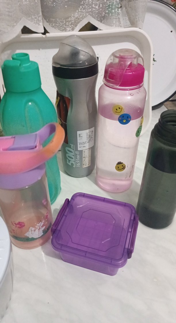 Çocuklar için renkli termos şişe ve saklama kabı hepini birlikte - Görsel 5
