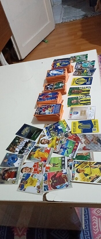 Çocuk spor oyun kartları 750 taneden fazla