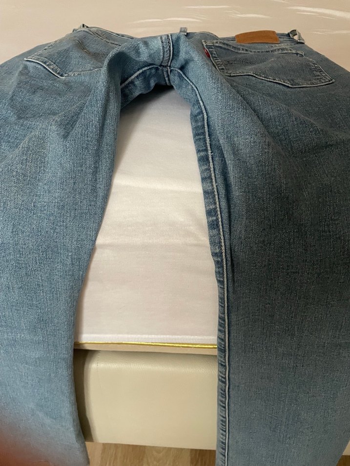 Açık Mavi Dar Kesim Denim Jean — görsel 2/5