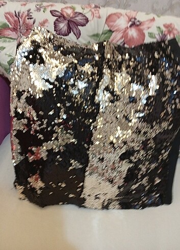 H&M Pullu etek