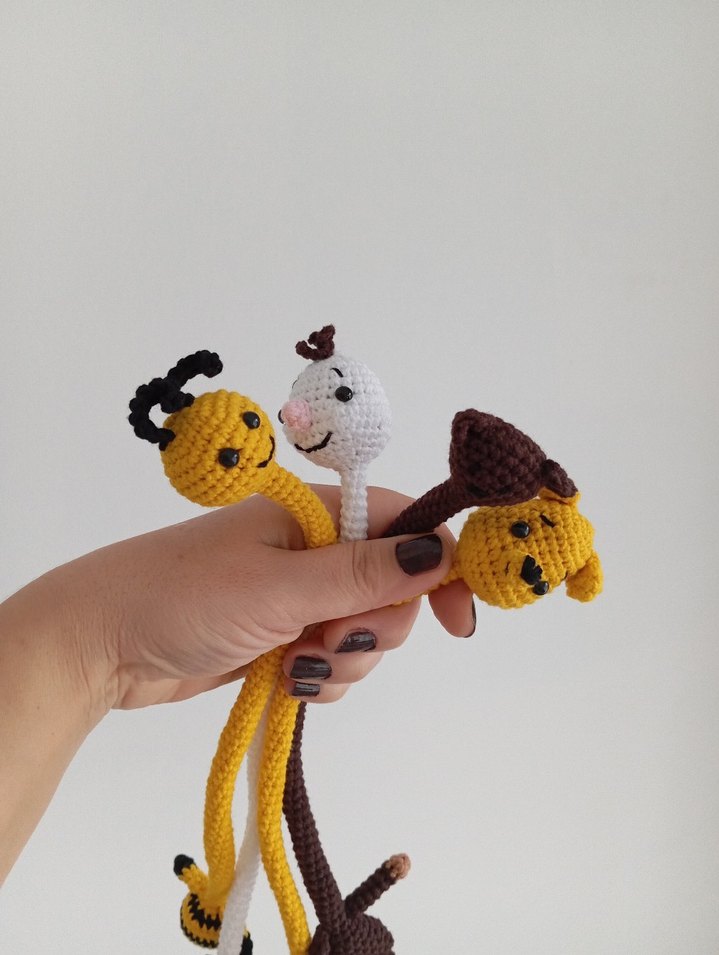 Renkli El Yapımı Peluş Oyuncaklar - Görsel 3