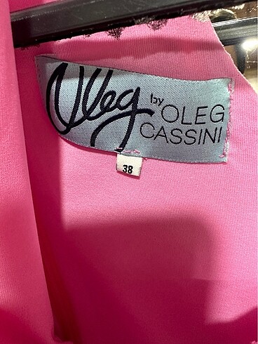 38 Beden Oleg cassini elbise