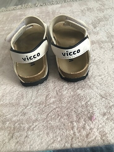 28 Beden beyaz Renk Vicco sandalet