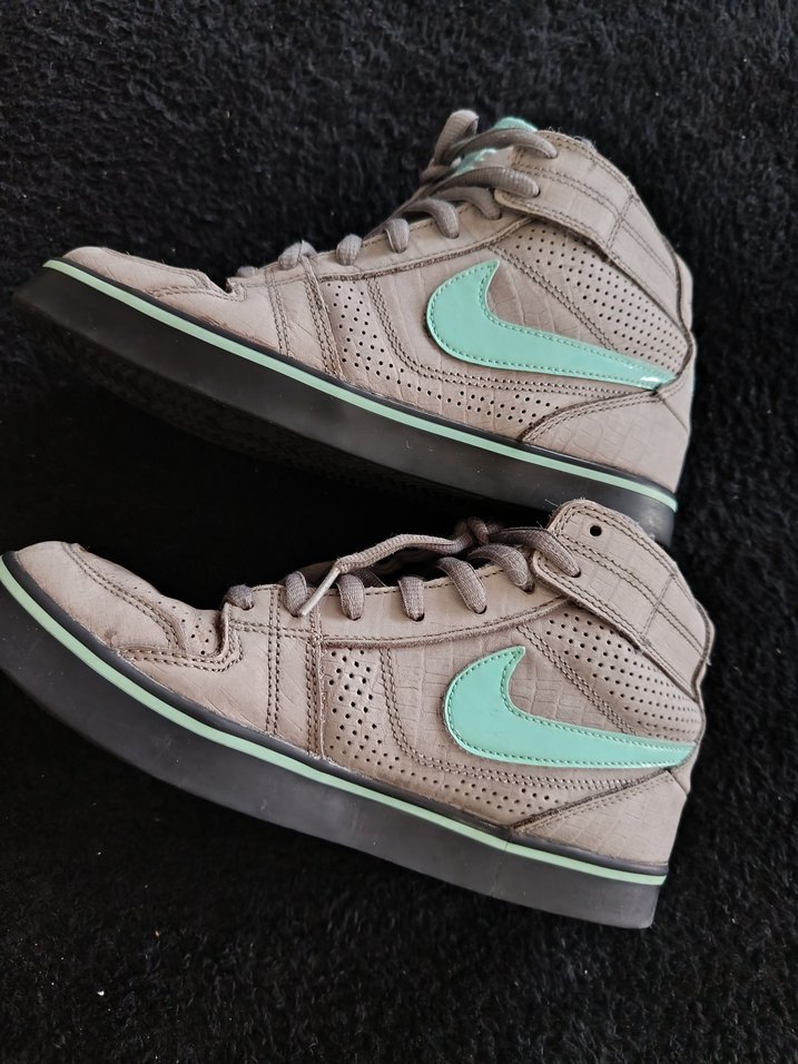 Gri Bağcıklı unisex Spor Ayakkabı - Görsel 2