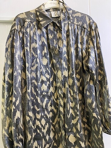 42 Beden Öz Desing Leopar gömlek