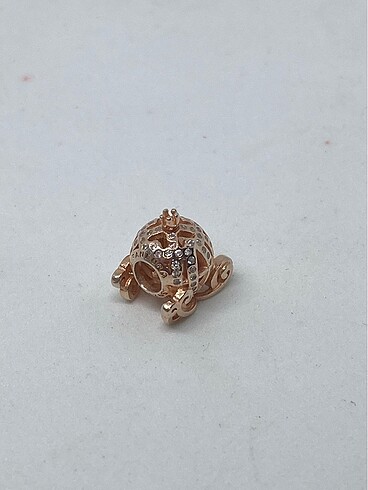 Pandora Pandora charm