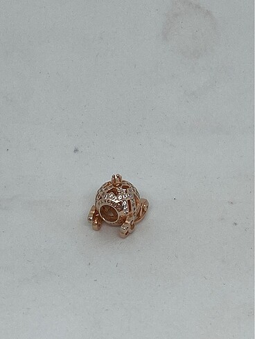 Beden altın Renk Pandora charm