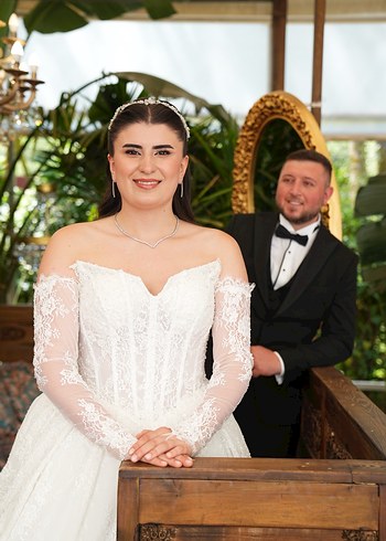 40 Beden Modern Klasik Straplez uzun Gelinlik