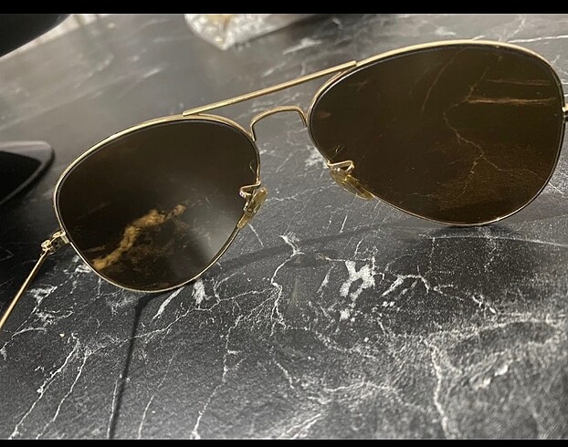  Beden Rayban güneş gözlüğü