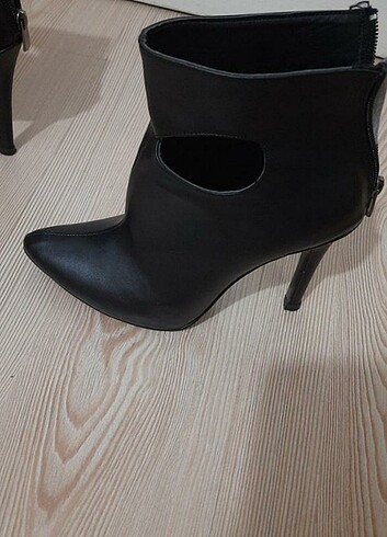 Yeni 