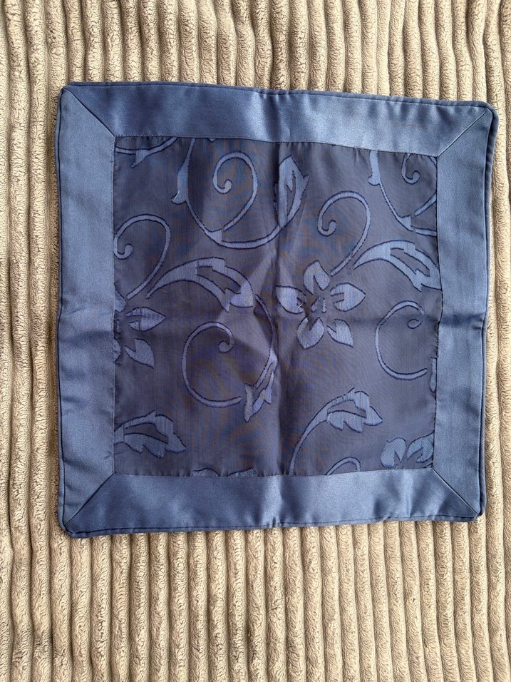 Nakışlı Mavi Kırlent Kılıfı - Görsel 2