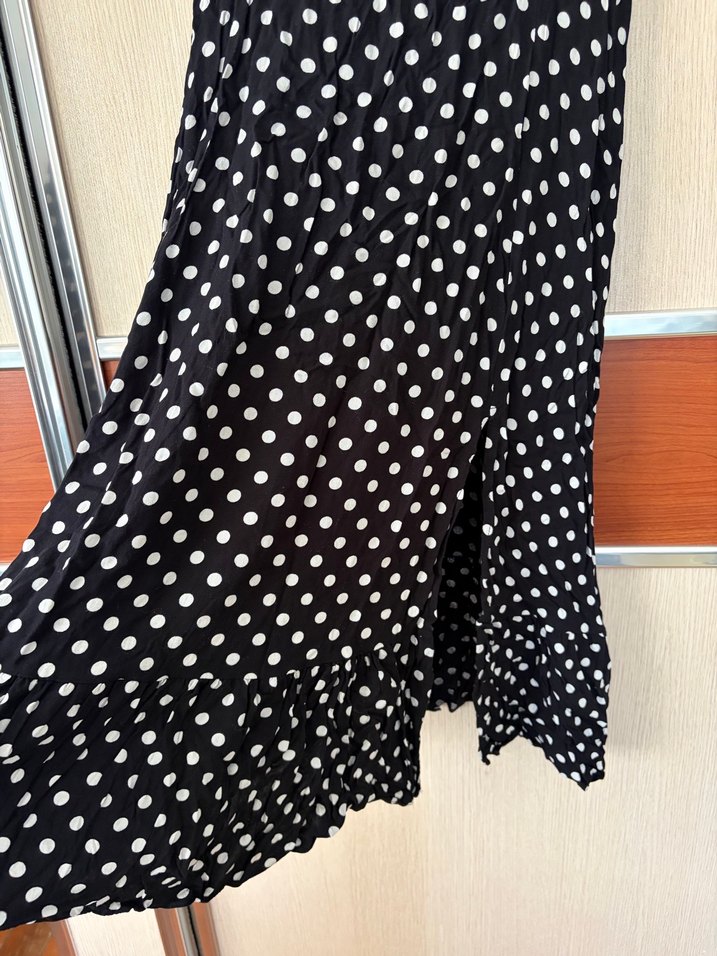 Puantiye Desenli Siyah Uzun Elbise - Görsel 4