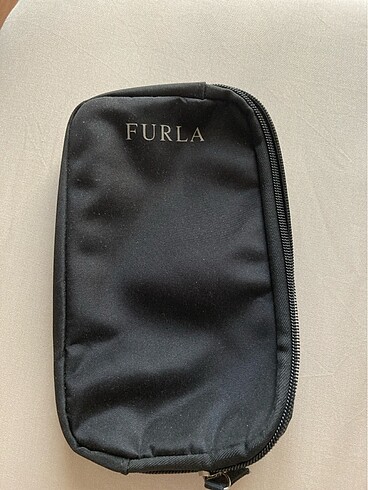Furla makyaj çantası