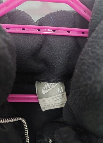 m Beden siyah Renk Orijinal NIKE şişme yelek s-m beden 