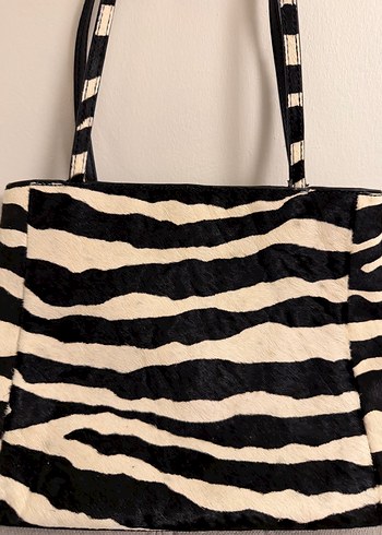 Kürk Detaylı Zebra Desenli Kadın Deri Çanta - Görsel 5