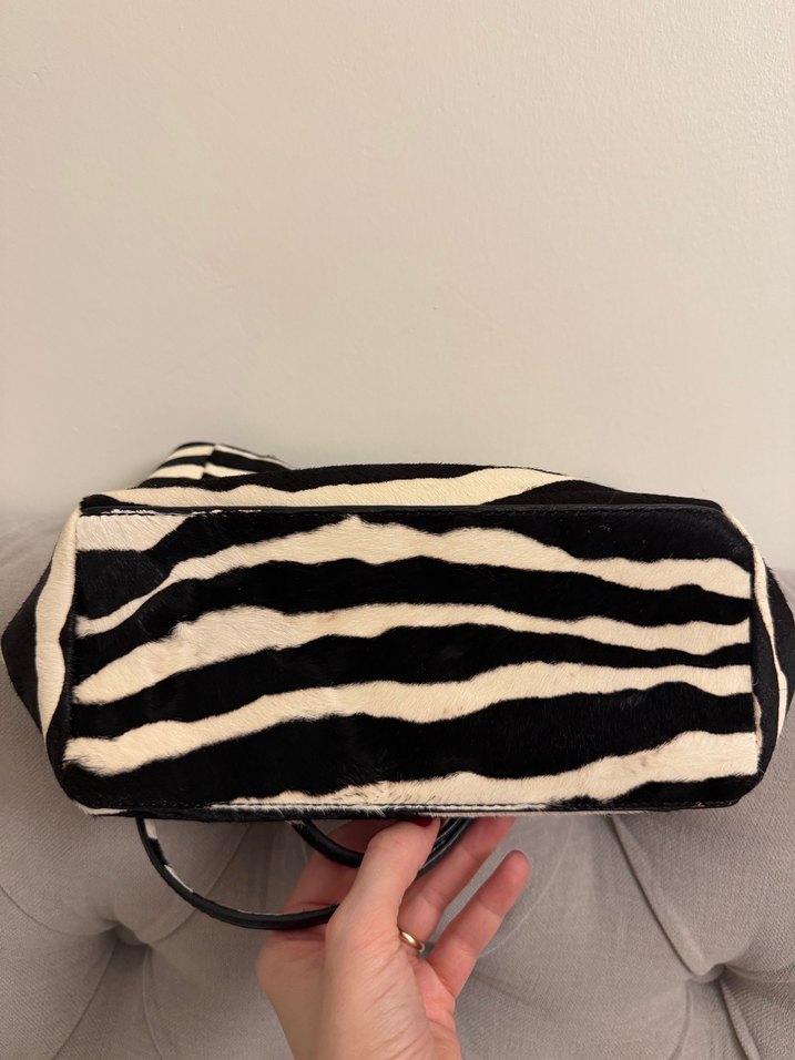 Kürk Detaylı Zebra Desenli Kadın Deri Çanta - Görsel 3