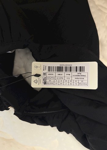 Siyah V Yaka Bluz - Görsel 5