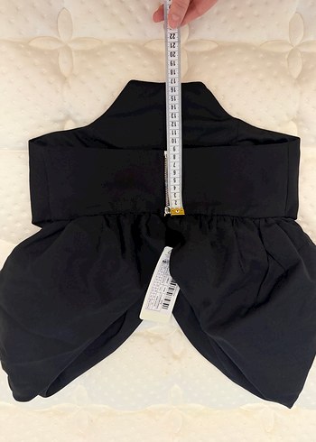 Siyah V Yaka Bluz - Görsel 4