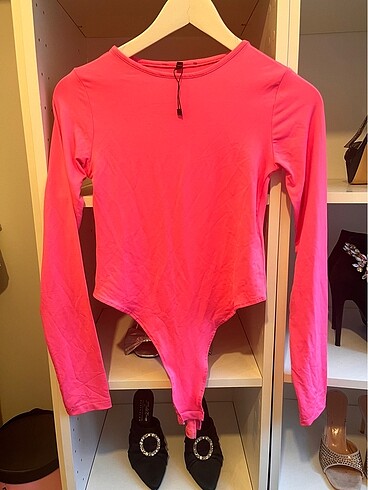 Çıtçıtlı body pembe