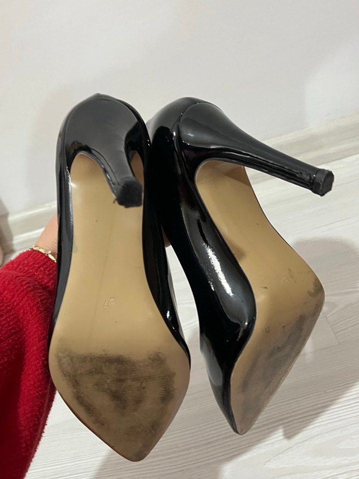 Siyah Parlak Stiletto Kadın Topuklu Ayakkabı - Görsel 5