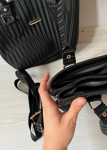 Pilise Detaylı Siyah Deri Kadın Çanta - Görsel 4