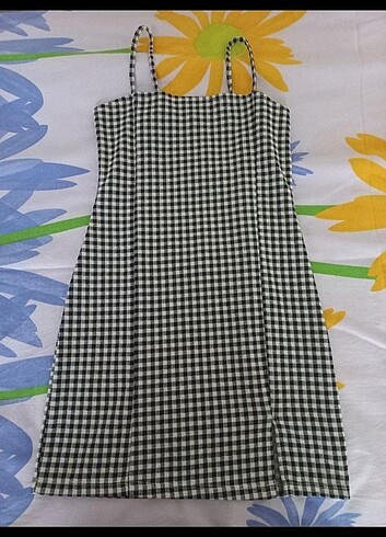 490t olan STRADİVARİUS elbise sadece 80tl - Görsel 4