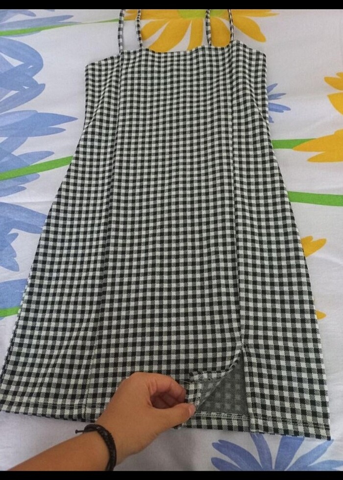 490t olan STRADİVARİUS elbise sadece 80tl - Görsel 3