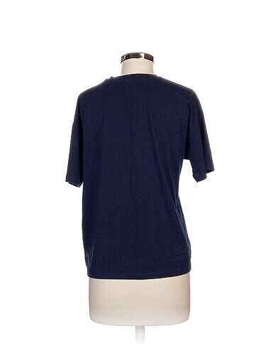 xs Beden Pull and Bear T-shirt %70 İndirimli.