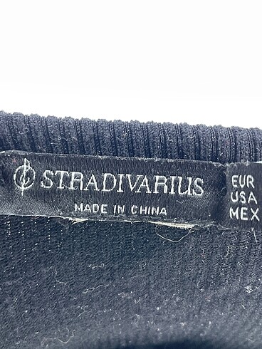 s Beden siyah Renk Stradivarius Mini Üst %70 İndirimli.