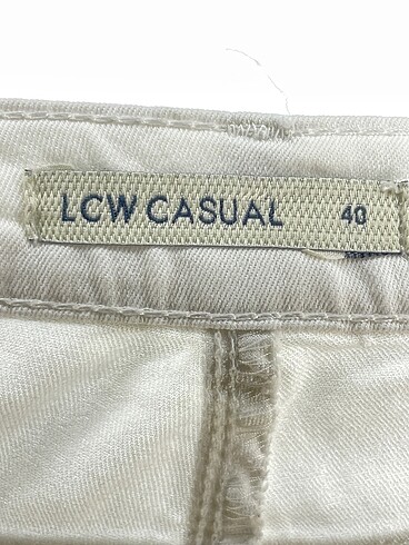 40 Beden beyaz Renk LC Waikiki Jean / Kot %70 İndirimli.
