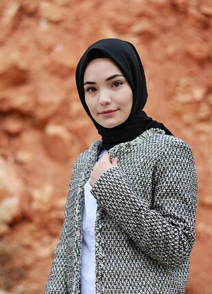 Siyah Medine Ipeği Eşarp