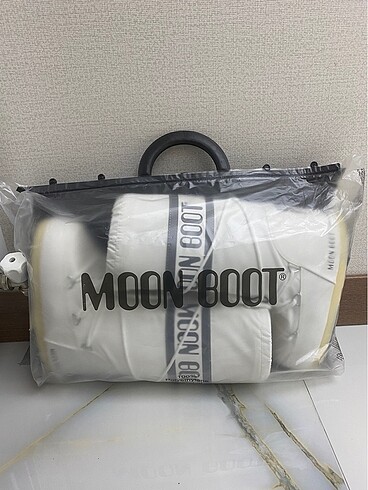 37 Beden beyaz Renk MOON BOOT
