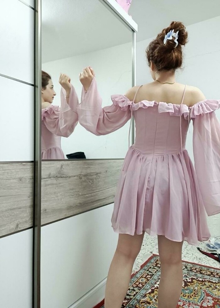 Kısa elbise - Görsel 2