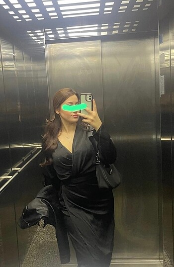 m Beden siyah Renk HM siyah uzun saten elbise