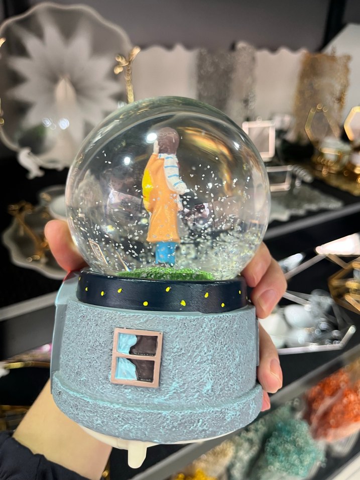 Renkli Kar Küresi Figürlü Dekoratif Süs - Görsel 2