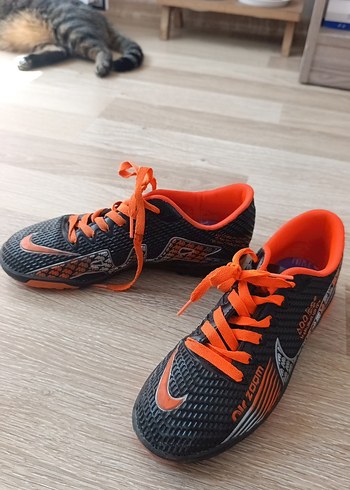 Diğer Turuncu Gri Krampon