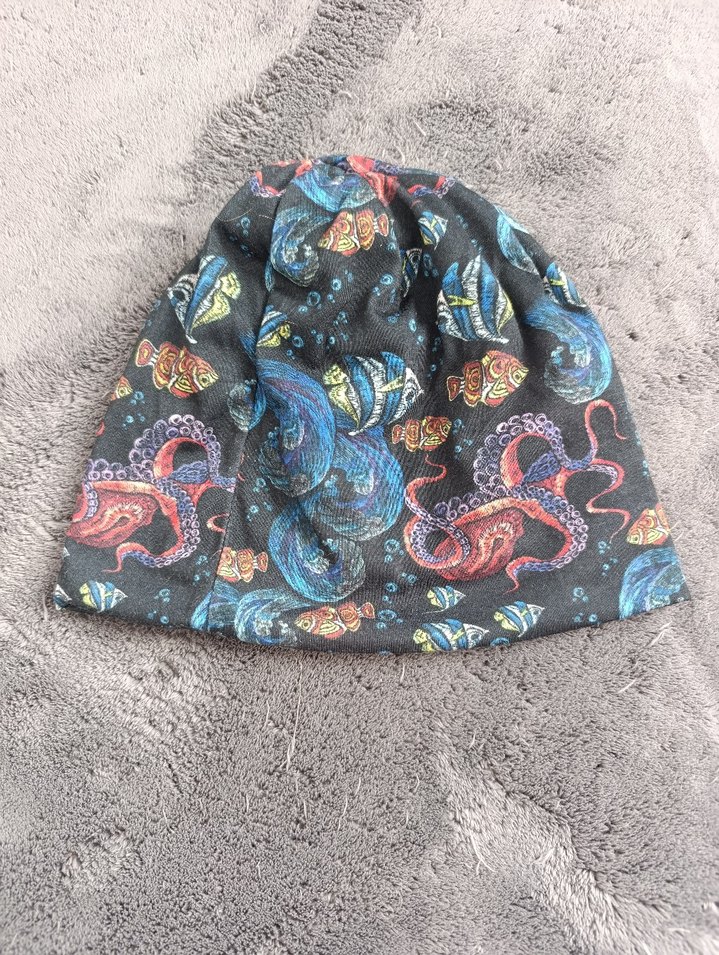 Retro Desenli Kadın Bere - Görsel 2