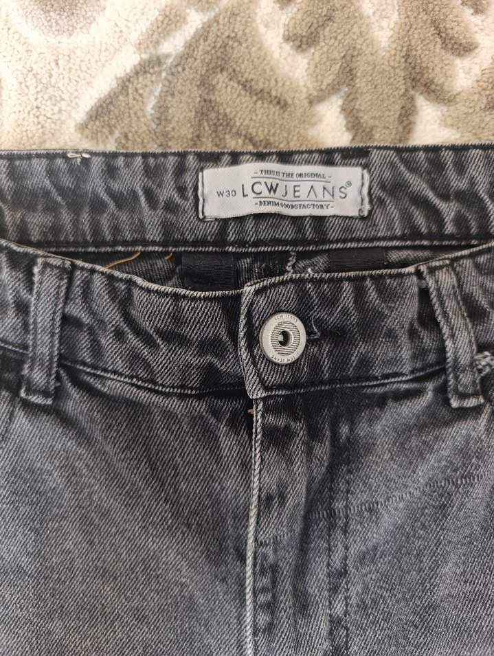 Gri Loose Fit Mini Denim Şort - Görsel 2