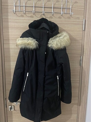 xl Beden siyah Renk Zara mont yeni sezon