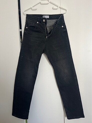 Siyah mom jean