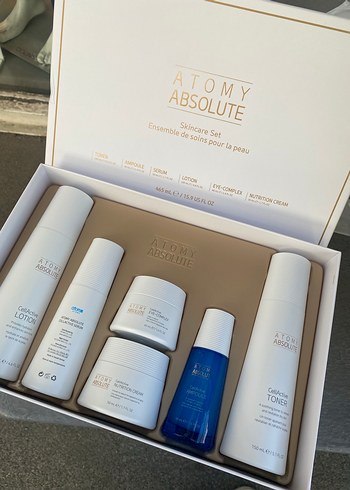 Atomy Absolute Cilt Bakım Seti tek üründe satılır