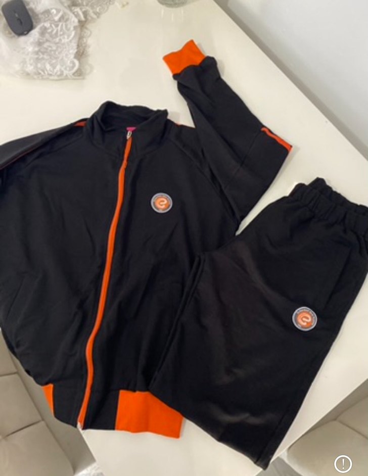 Erkek Çocuk Siyah Fermuarlı Eşofman Takımı - Görsel 2