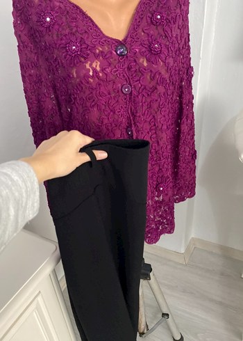 Mor Nakışlı Düğmeli Triko Bluz - Görsel 2